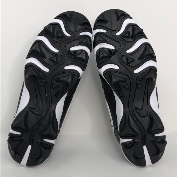 Air Jordan 1 Low Youth Cleat Black White HF6885-001 Youth Baseball- Size 5.5Y - Picture 8 of 8